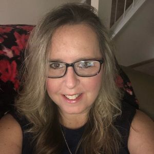 Meet your Posher, Jacqueline